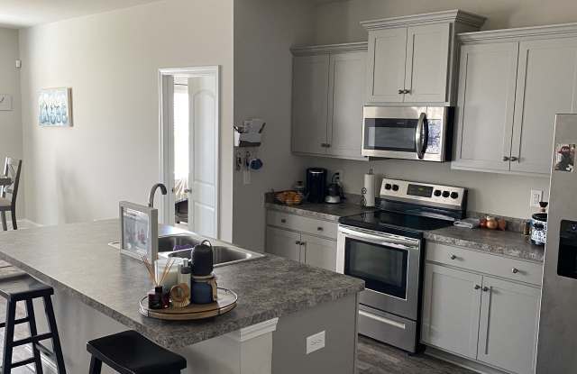 6501 Jacaranda Drive Northwest photos photos