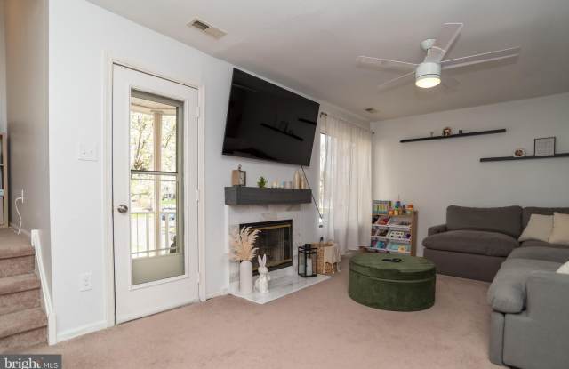 94 CATHERINE COURT photos photos