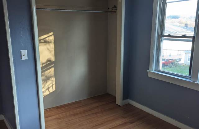 212 Hazzard Street - 2 photos photos 212 Hazzard Street - 2 photos photos