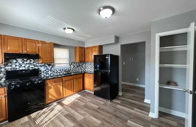 Baltimore - 2 Bedrooms and 2 baths Available! Gallery 1