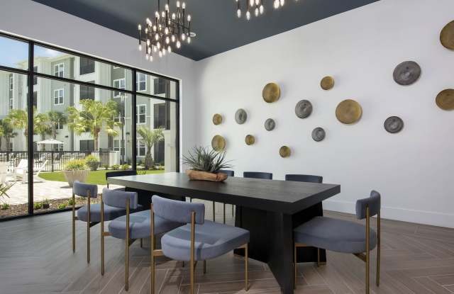 Rosalia Winter Park - 55+ Active Adult Apartment Homes Gallery 4