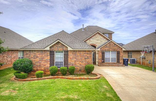 Beautiful Home in North Rose Lake + 5 Bedrooms + Deer Creek Schools + Storm Shelter photos photos