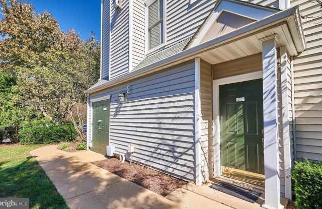 12827 FAIR BRIAR Lane Gallery 2