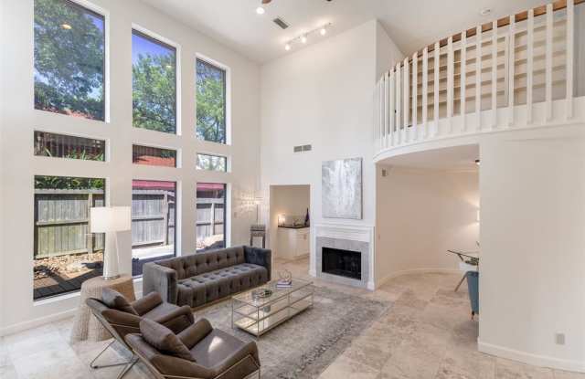 1002 Glacier Hill Drive Gallery 4