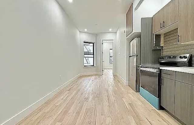 1332 Sterling Pl Apt 2B Gallery 2