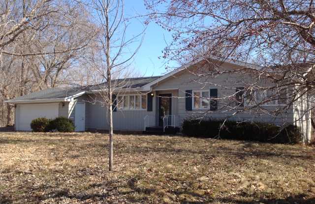 819 N 4th St - 819 North 4th Street, Fort Dodge, IA 50501