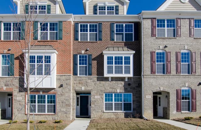 2709 S Spurway Drive - 2709 S Spurway Dr, Ann Arbor, MI 48105