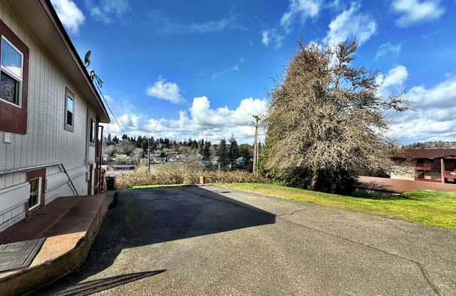 1594 Naval Avenue - A Gallery 2