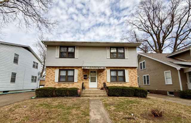 1740 South Park Avenue - 1/2 photos photos