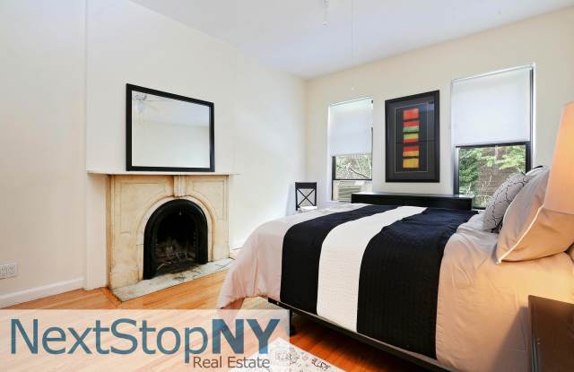 245 East 60th Street Gallery 3