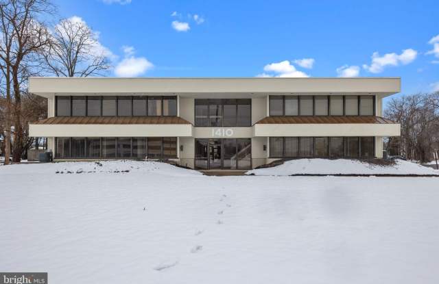 1410 HOOPER Avenue Gallery 2