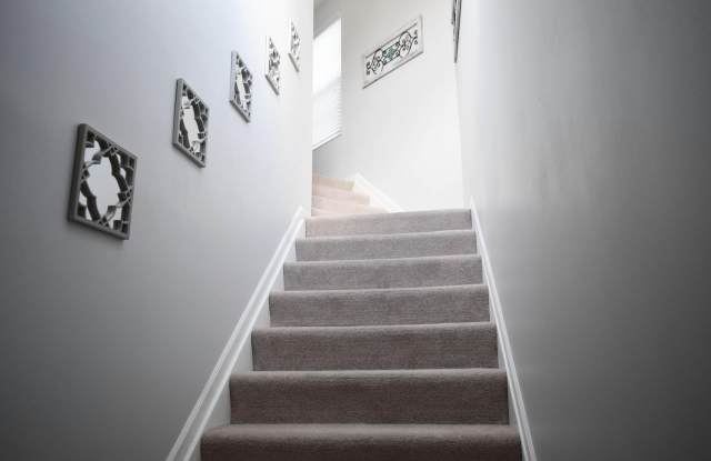 6126 Kirklington Circle Gallery 2