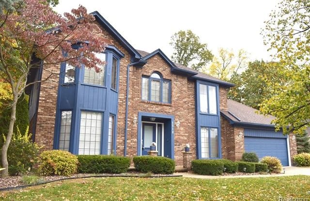 1312 KINGSPATH Drive - 1312 Kingspath Drive, Rochester Hills, MI 48306