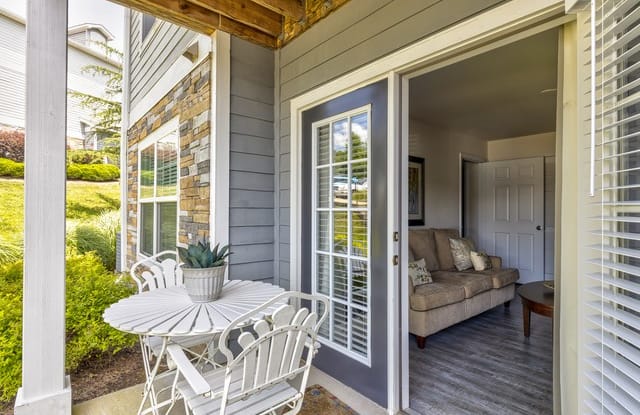 Vantage Pointe at Marrowbone Heights Gallery 4