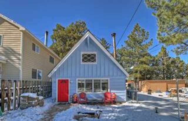 2 Bedroom Lodge- Pet Friendly- Fenced Yard photos photos