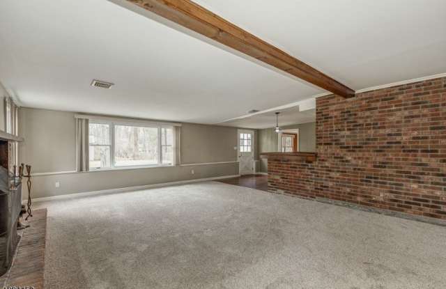 10 Ralph Pl photos photos