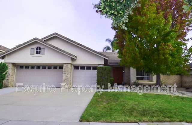 1821 LA QUINTA LN photos photos
