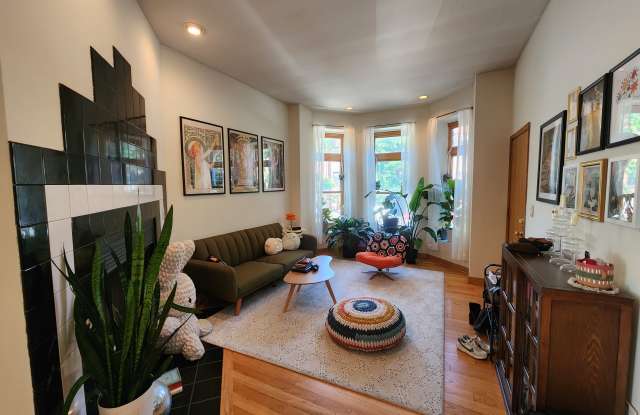 1241 N Wolcott Ave photos photos 1241 N Wolcott Ave photos photos