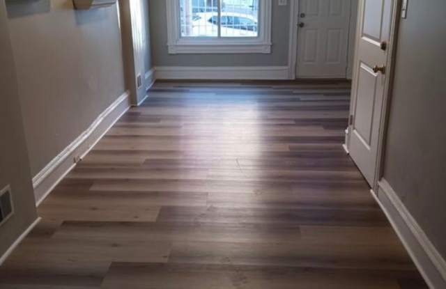 Beautiful 4BR Reading Townhome For Rent Gallery 1