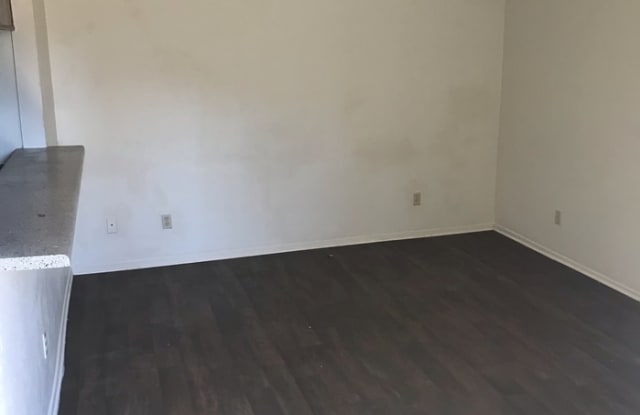 3932 Portland Street Gallery 2