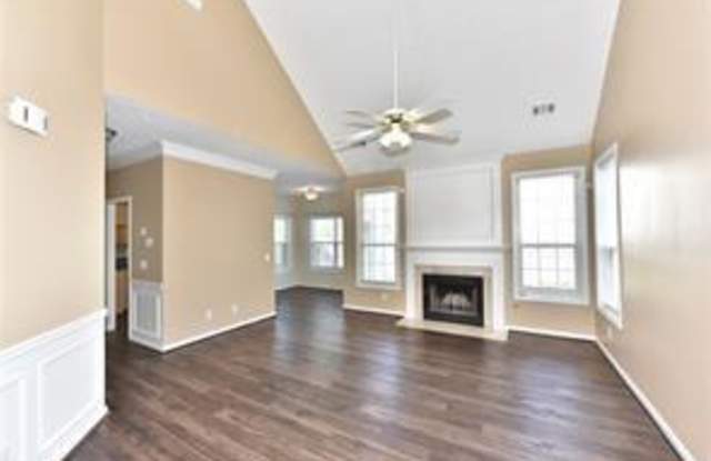 3021 Serenade Court Gallery 4