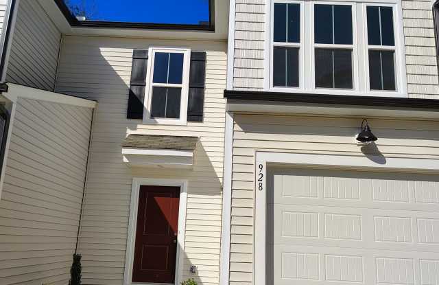 928 Lampton Court - 928 Lampton Court, Guilford County, NC 27282