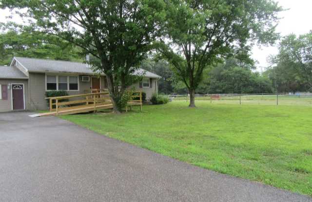 1562 E BUCKSHUTEM ROAD Gallery 3