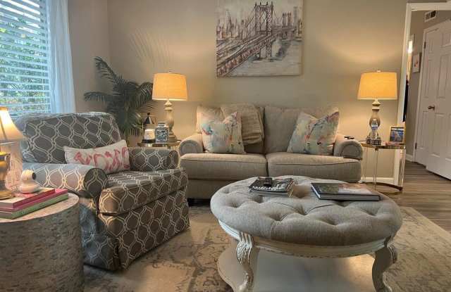 550 Post Road lot: 607 Gallery 3