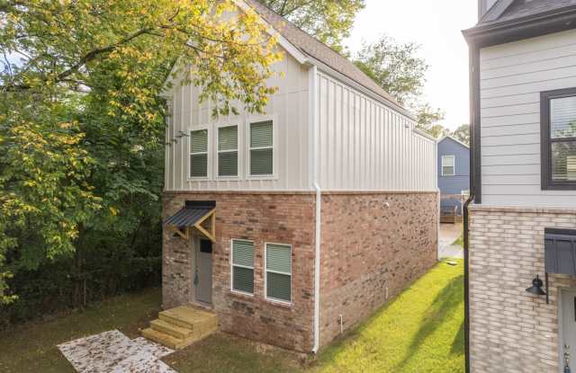 Brand New 2 BR Townhomes - 1331 Van Buren Avenue, Fayetteville, AR 72701