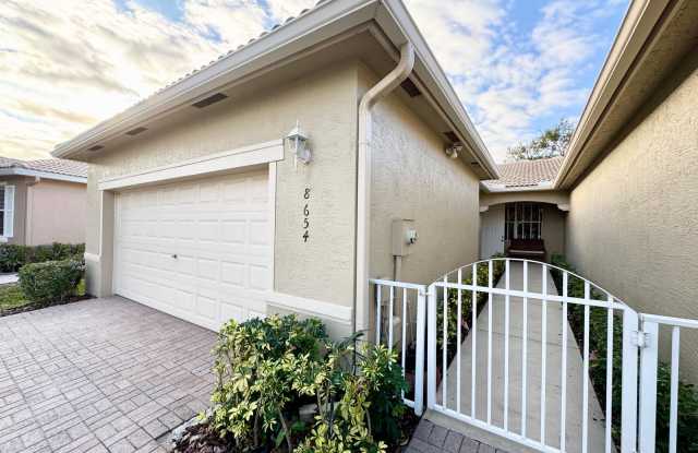 8654 Lineyard Cay photos photos