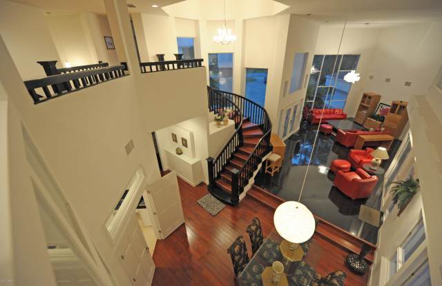 2586 Spruce Creek Boulevard Gallery 2