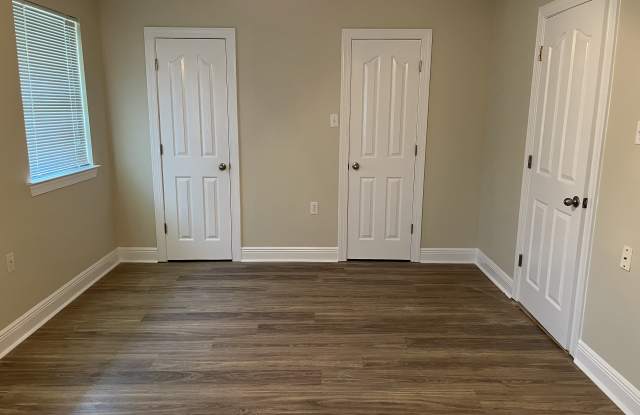 4516 Pontchartrain Drive Gallery 2