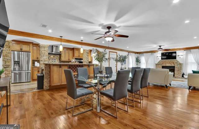 4081 Ashford Dunwoody Road NE Gallery 3