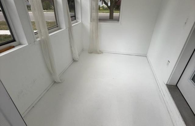 381 Kerby Rd Gallery 4