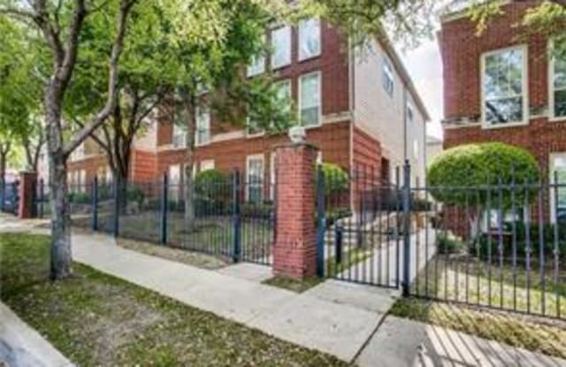 1007 W Bluff Street - 1007 West Bluff Street, Fort Worth, TX 76102