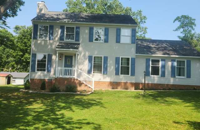 100 Wilson Drive, Williamsburg VA - Available NOW photos photos