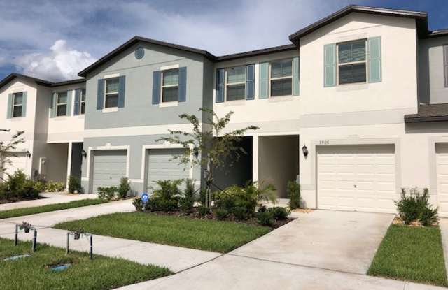 AVAILABLE NOW! - Beautiful 2/2.5 townhome. - 3928 Wild Senna Boulevard, Palm River-Clair Mel, FL 33619