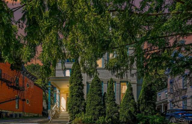 2523 Moorman Avenue Gallery 1