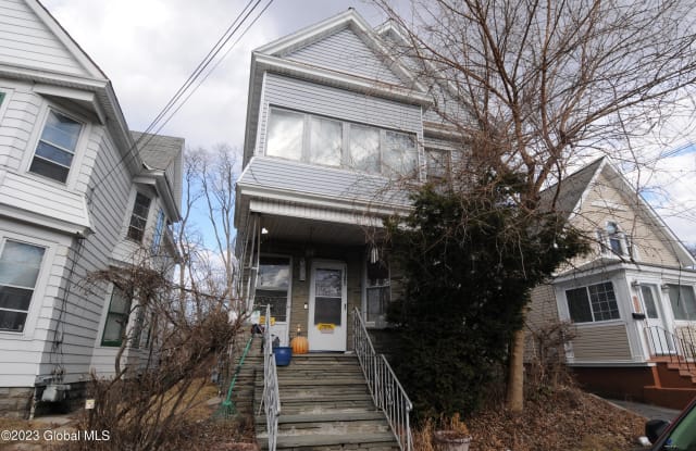 1105 Van Velsen St - 1105 Van Velsen Street, Schenectady, NY 12303