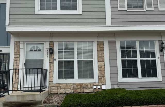 ADORABLE TOWNHOME photos photos