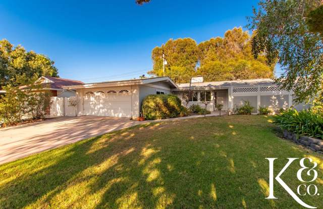 Single-Story Thousand Oaks Home with Private Pool Gallery 1