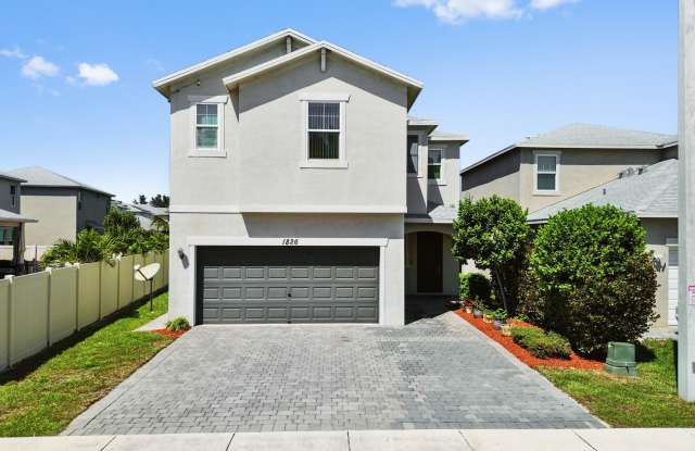1826 Lake Cove Drive photos photos 1826 Lake Cove Drive photos photos