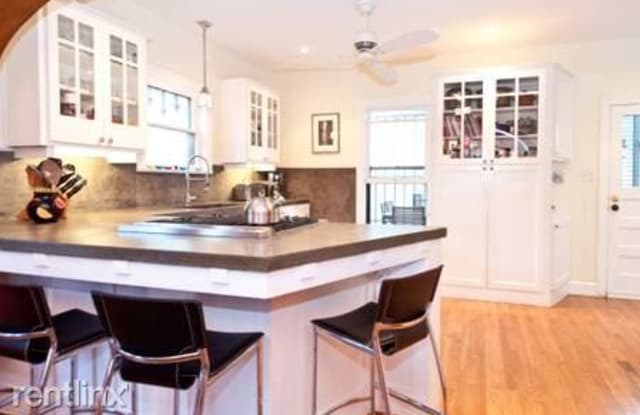 914 East 38th 1/2 Street - 914 E 38th 1/2 St, Austin, TX 78751