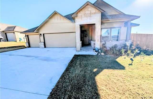 305 Bobby Lou Lane photos photos