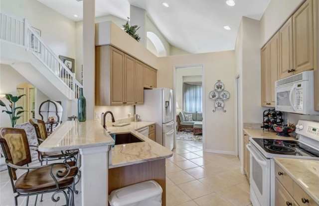 ***Ask about the TWO WEEKS FREE***SINGLE FAMILY POOL HOME***UNFURNISHED***3 BED/2 BATH***LAKE VIEW***WONDERFUL COMMUNITY AND LOCATION*** Gallery 3