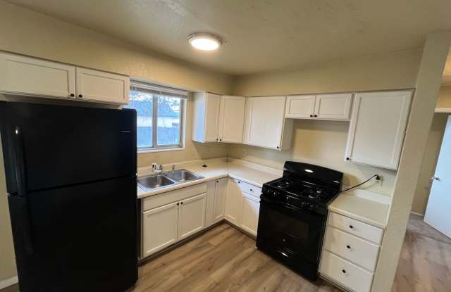 BEAUTIFULLY UPDATED HOME IS A MUST SEE!! photos photos