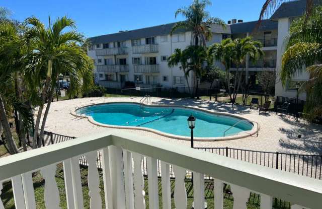 15225 NE 6 AveApt B205 photos photos