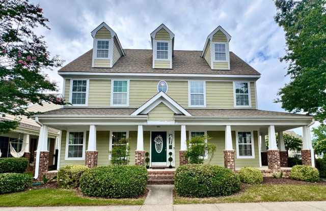 5 Bedroom Ready NOW! Pet Friendly, Community Pool, Clubhouse, Fitness Center, Kayak Launch, Playgrounds! photos photos
