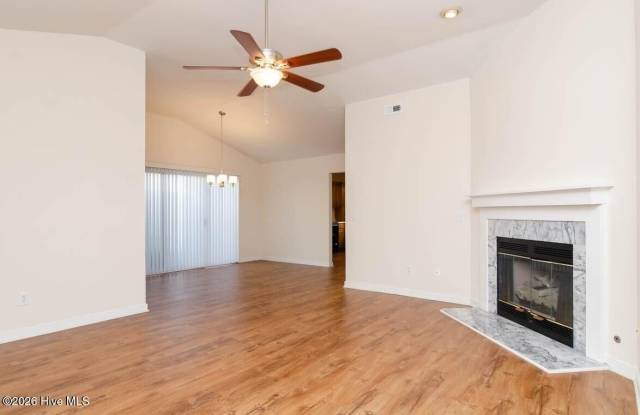 1304 Portside Drive Gallery 3