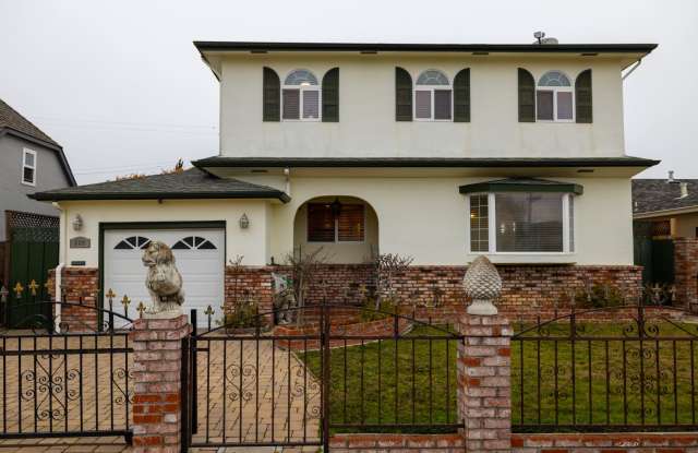 Large updated home in San Mateo Village! photos photos Large updated home in San Mateo Village! photos photos